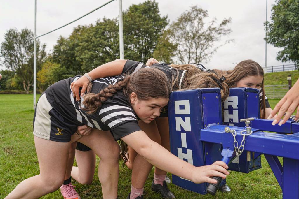 Rugby Girls Scrum machine